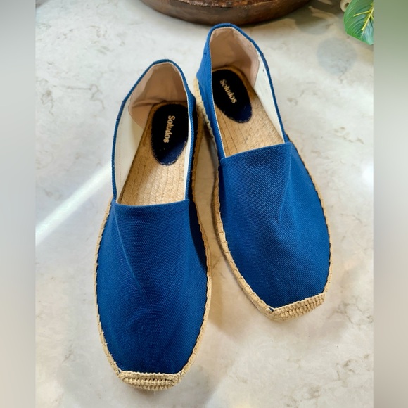 SOLUDOS, MENS ORIGINAL ESPADRILLE IN FRENCH BLUE CANVAS. SIZE 11 1/2 - Picture 1 of 10